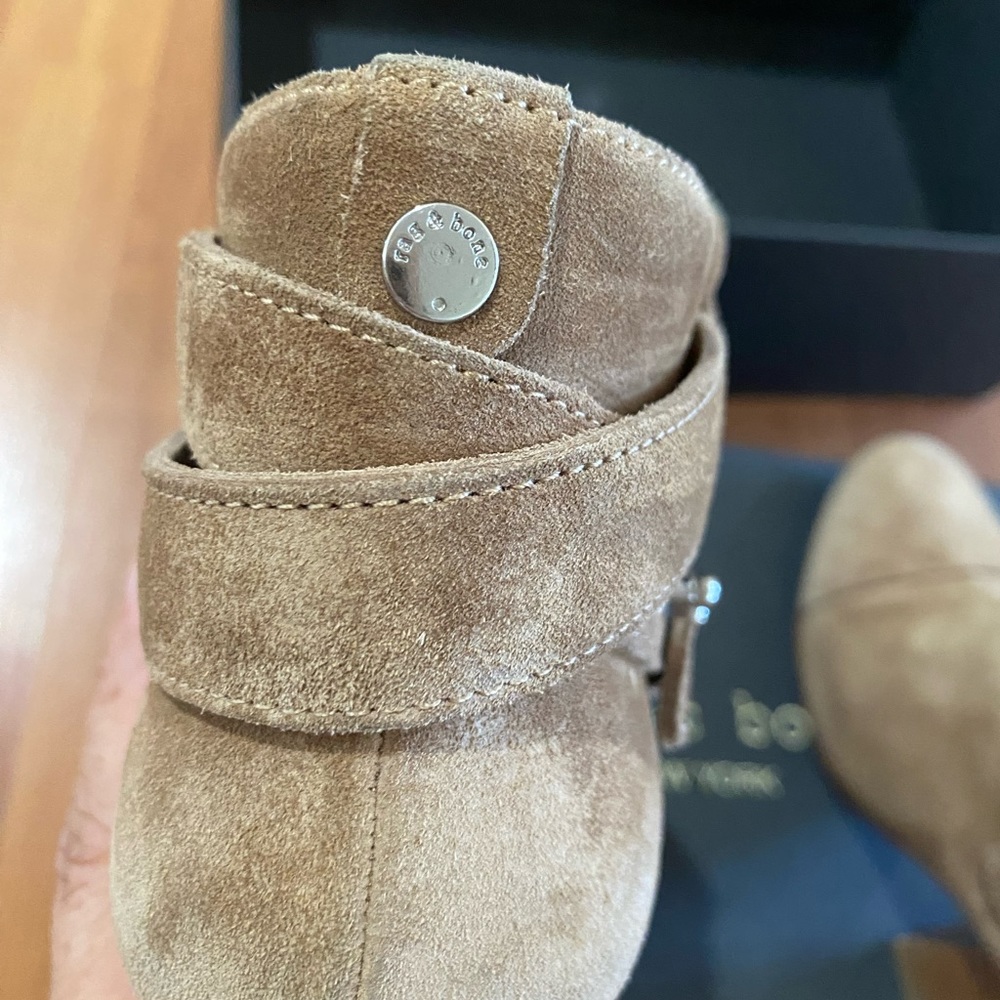 Authentic Rag & Bone Harrow booties - Picture 8 of 9